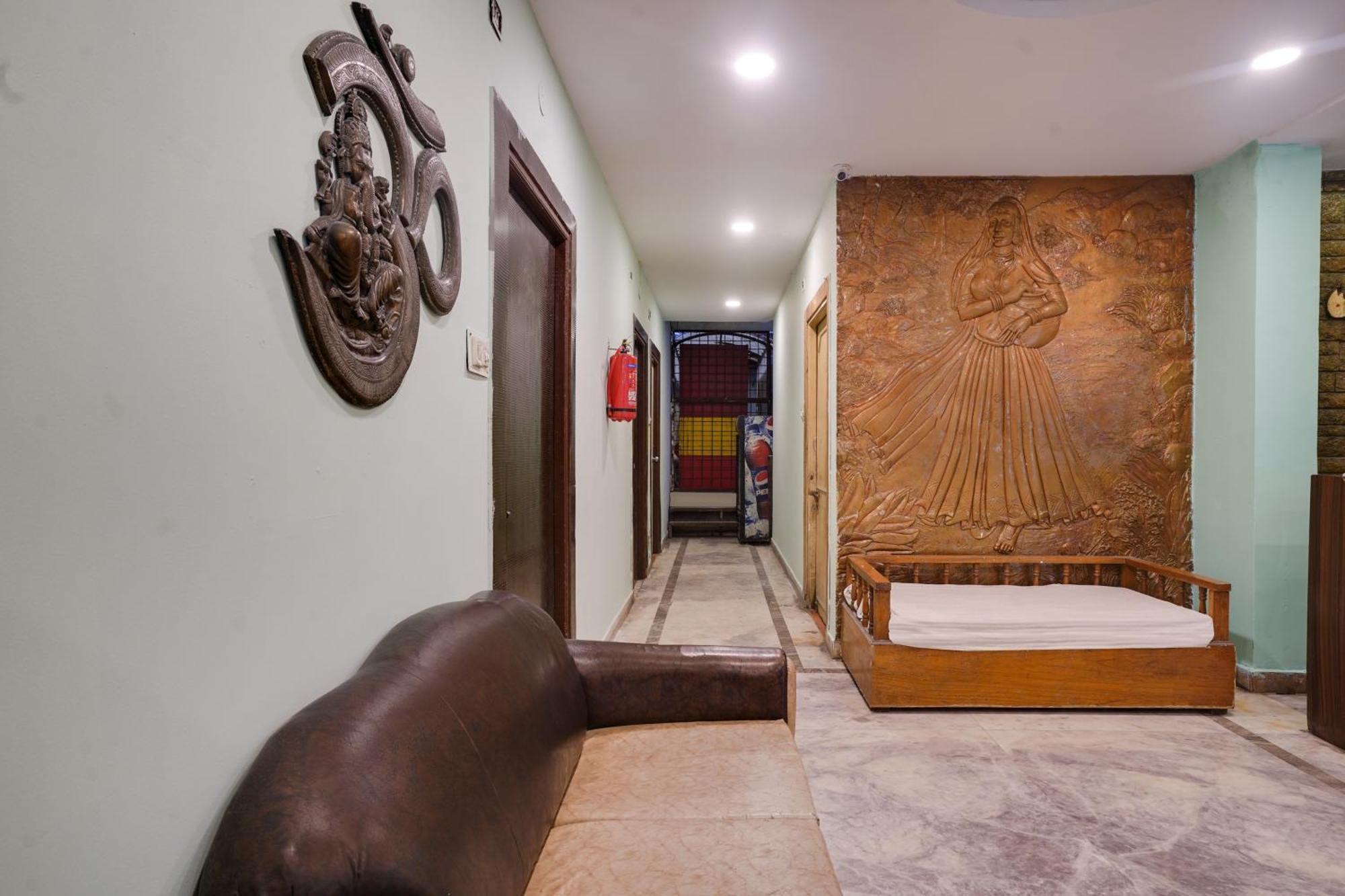 Hotel O Sree Simran Palace Hyderabad Exterior photo