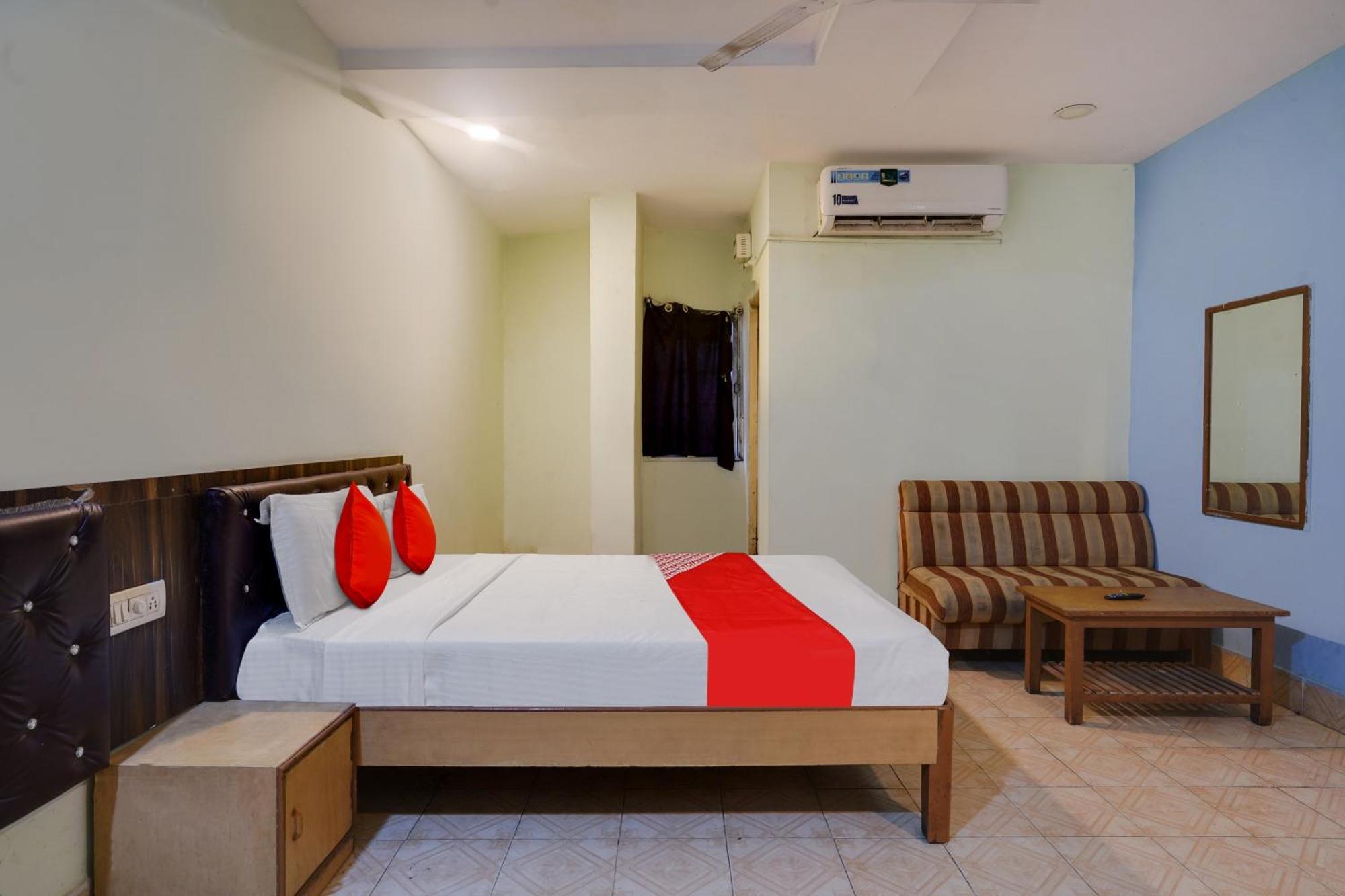 Hotel O Sree Simran Palace Hyderabad Exterior photo